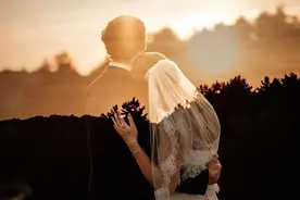 不喜欢串门，也不喜欢别人来自己家的，往往有三种人图片