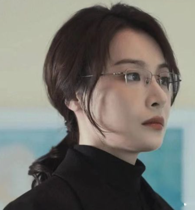 被《狂飙》捧红，就自降身价去捞金，真成不了—流演员