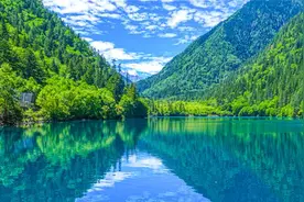 宣讲家评论：运用辩证思维考察识别干部图片