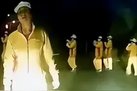 21世纪新路霸“暴走健身团”，真就没人能管得了？图片