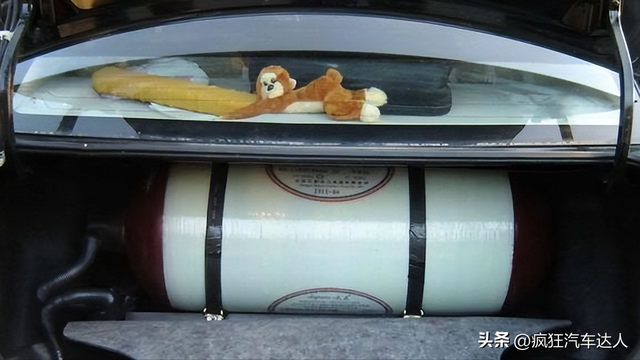 如果把汽车油改成气，发动机会产生影响吗？如果有会多大呢？