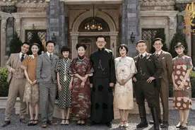 《传家》：钟灵被钟秀揭开身世，成为星华继承人，他才是下棋人图片
