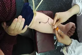 为啥提倡无偿献血，医院却“有偿卖血”？今天终于知道答案了图片