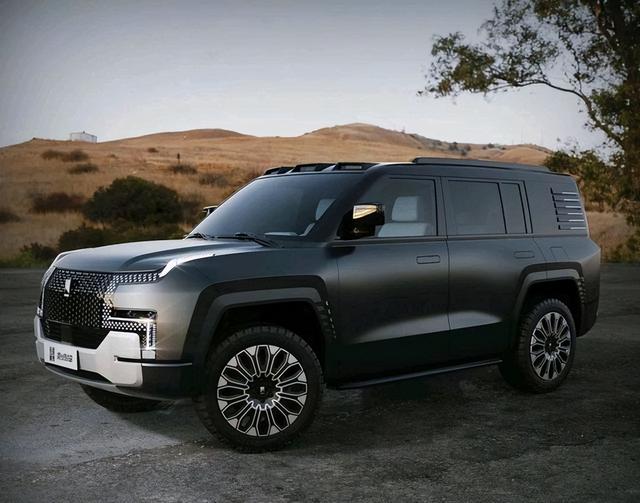 霸气十足！猛士“M18”实车亮相，马力超1000Ps，剑指比亚迪仰望