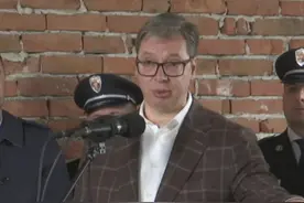 塞尔维亚一夜变天，武契奇被逼宫，“绝不做第二个乌克兰”图片