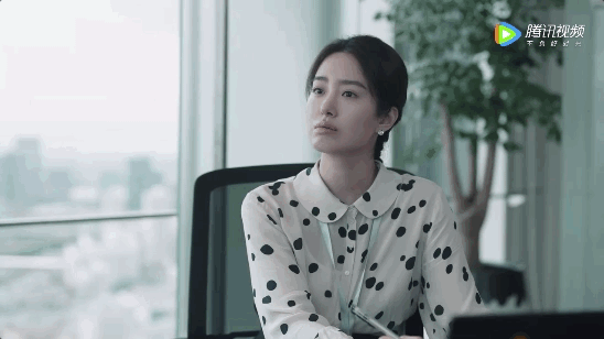 被偷窥狂偷拍裙底？看这五个女人如何处置，观众：解气