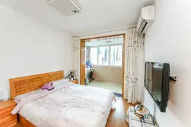 奇葩邻居天天半夜洗衣服，我就笑笑不说话，半个月后哭着停了图片