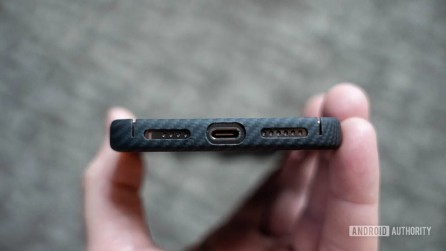苹果iPhone 17 Pro Max手机壳曝光：贴合前代但不支持互换