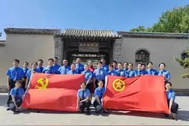 红色经典故事汇‖走进历史，走近乌兰夫（第一讲）图片