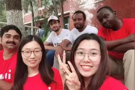 留学生津贴该不该取消？图片