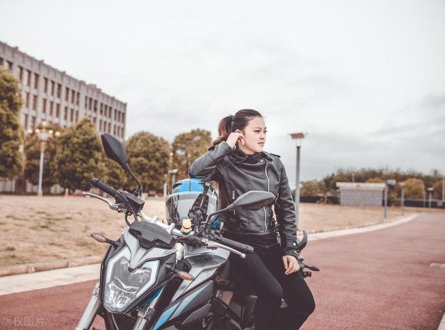 摩托车骑行夹克中集成安全气囊系统，对骑手安全的影响有多大？