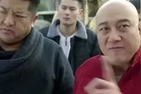 深圳黑老大“东哥”图片