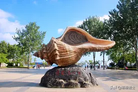 大连傅家庄公园，藏有一座海水浴场，免门票，深受市民和游客喜爱图片