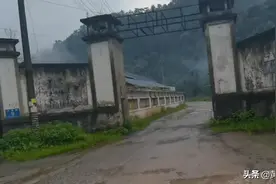 江西与湖南交界的大围山上有废弃兵工厂，曾有3万人在这工作生活图片