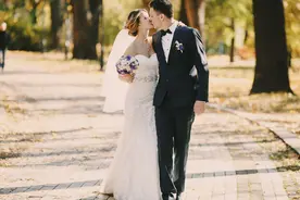 你爱的男人不爱你了怎么办？这是我听过的最智慧的答案图片