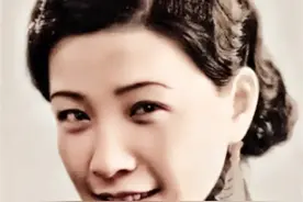 民国美女明星阮玲玉：16岁被富少霸占，遭富豪虐待，25岁自杀身亡图片