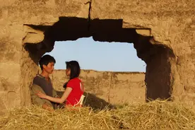 老农民外出打工五年，回家却被民警告知死讯，竟被儿子销户图片