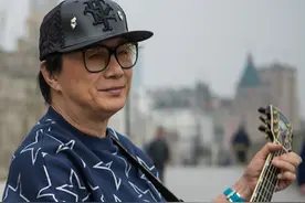 73岁的许冠杰：谭咏麟唯一的偶像，张学友认可的歌神，他有多牛？图片