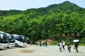 安徽一景点，被誉为“天然的空调房”，是夏季避暑的绝佳之选图片