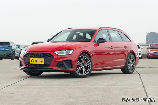 新车 | 售价或超50万，新款奥迪S4 Avant到店实拍，燃油性能车还香吗