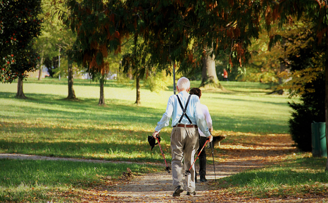 搓澡完要不要抹身体乳