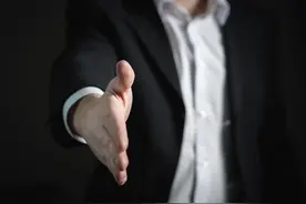 离职多年后，被前公司老板主动联系谈工作，太意外了图片