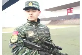 【甘肃站在兰州宣讲】全国老兵宣讲团成员李洋：风浪再大，永远是冲锋姿态图片