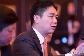刘强东：真正的白手起家，拼出来的富豪图片