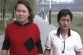 16岁女孩被骗进大山，3年后生下龙凤胎，宁愿选择骗子也不愿回家图片