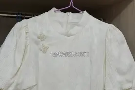 新买的衣服要先洗再穿吗？老师傅一说，很多人都搞错了！图片