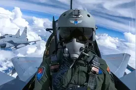 没对比就没伤害！F22三发导弹击落我国气球，歼10C一发就命中！图片