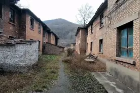 陕西藏于深山中的军工厂，曾有7000余人在此，如今冷冷清清图片