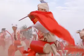 好一个安塞腰鼓，如同千军万马，气势磅礴，千年传承的力量与魅力图片