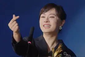 孙俪的“获奖感言”在全网火了，张艺谋的评价，终于有人信了！图片