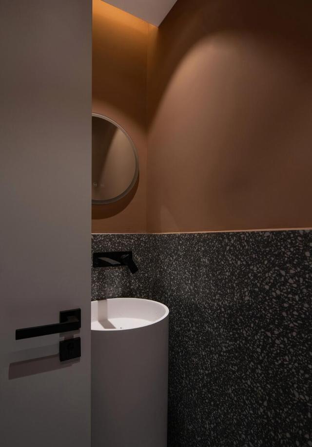 这才是130㎡户型该有的空间感，布局思路十分巧妙，非常大气