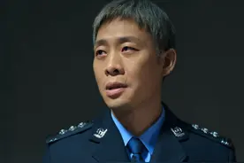 油头粉面就别演警察了，这6位男演员告诉你，什么才是真正的警魂图片