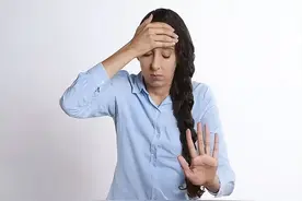 神经受损了，到底是吃甲钴胺还是维生素B1？医生给你讲清楚图片
