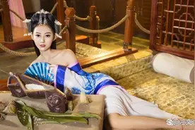 一代妖姬沾她的男人非死即亡，依然让后来者前仆后继图片