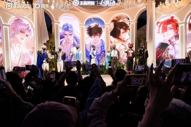 月活2.6 亿，《王者荣耀》十周年开启“国民游戏”新征程