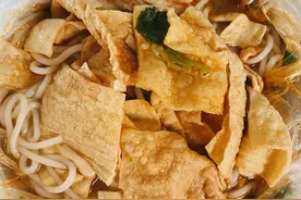 美味的螺蛳粉图片