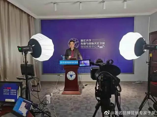 �����ʦ̸����С�����ϰ壬��������г�Ʒ�Ʋ߻���������