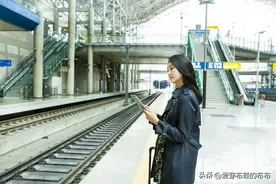 办公室女同事和我说这些话，是想暗示我什么？图片