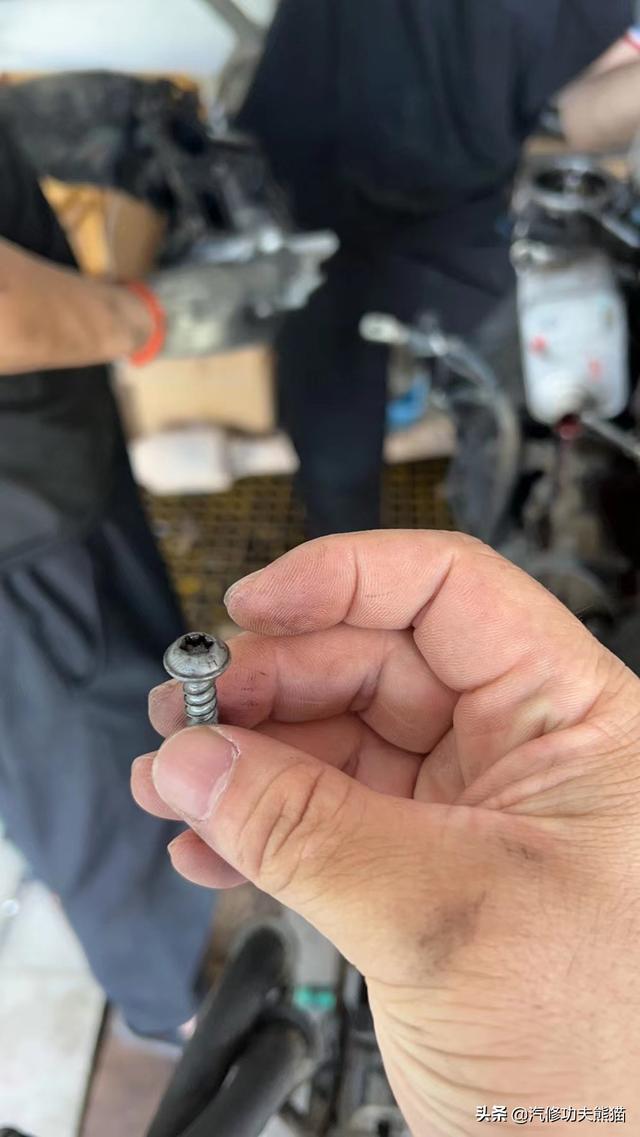 大众途观烧机油，德国工程师的设计缺陷由我们中国工匠来解决