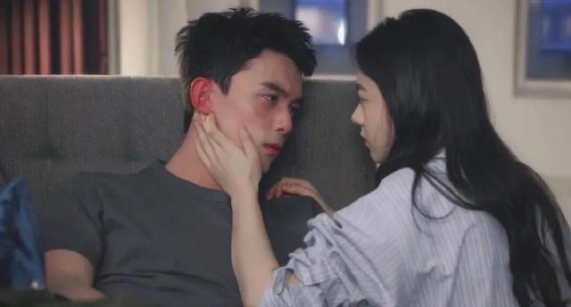 成年人才懂的心动天花板	，是“一眼上头”？