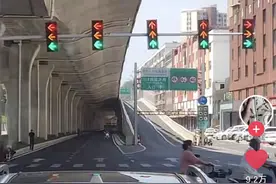 遇到新国标红绿灯，记好口诀，牢记8种通行规则，早学会不用慌图片