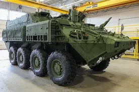 加拿大向乌克兰提供39辆ACSV型装甲车，这款“大八轮”有何特长？图片