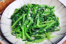 这5类蔬菜炒之前必须“焯水”，为了全家人的健康，可千万别偷懒图片