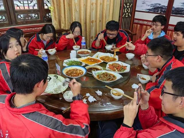 四川省民生研究会新媒体中心-官网