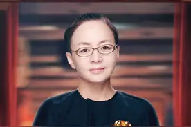 宋丹丹儿媳博谷：嫁小七岁巴图生两子，与婆婆当“姐们”幸福美满图片