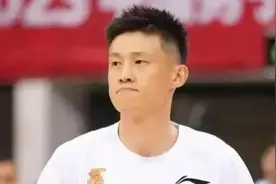 CBA消息：深圳高薪预留周鹏；鄢手骐吊打球迷；孙铭徽转型当老板图片